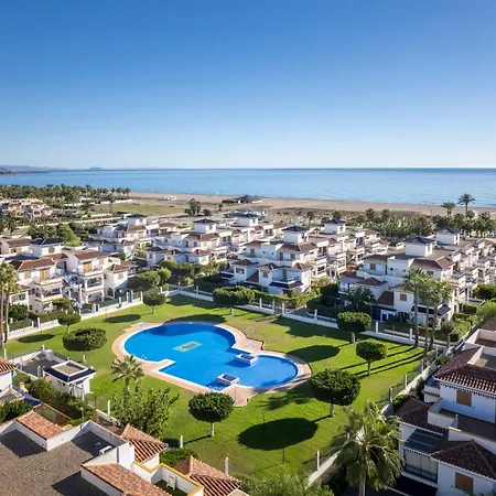 Rosa Del Mar Playas De Atico En Primera Linea De Playa Piscina Al Aire Libre Aparcamiento Gratuito Wifi Muy Rapido Acogedor Con Calefaccion Appartement