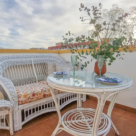 Rosa Del Mar Playas De Atico En Primera Linea De Playa Piscina Al Aire Libre Aparcamiento Gratuito Wifi Muy Rapido Acogedor Con Calefaccion Vera