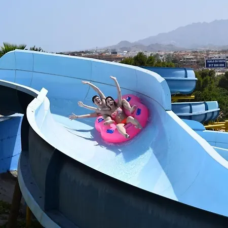 Rosa Del Mar Playas De Atico En Primera Linea De Playa Piscina Al Aire Libre Aparcamiento Gratuito Wifi Muy Rapido Acogedor Con Calefaccion